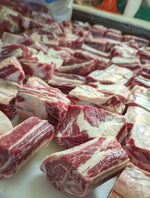 Carica l&#39;immagine nel visualizzatore di Gallery, Cassetta mista di carne bovina 10 Kg - RITIRO IN CASCINA SOLO IL 5 e 6 DICEMBRE
